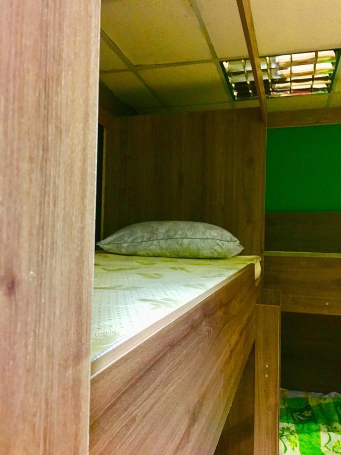 Apelsin Hostel Алматы Экстерьер фото