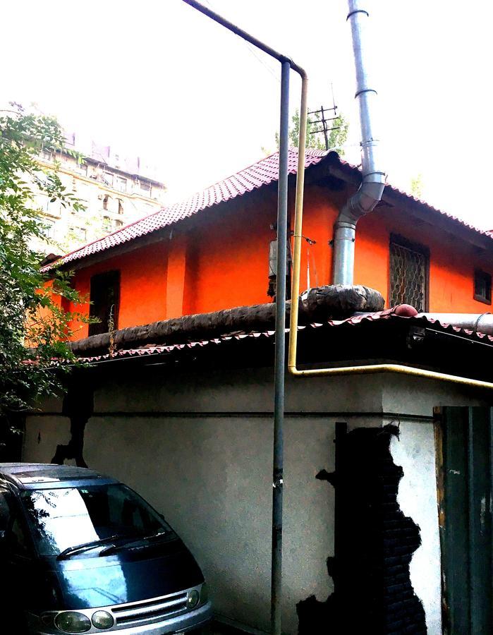 Apelsin Hostel Алматы Экстерьер фото
